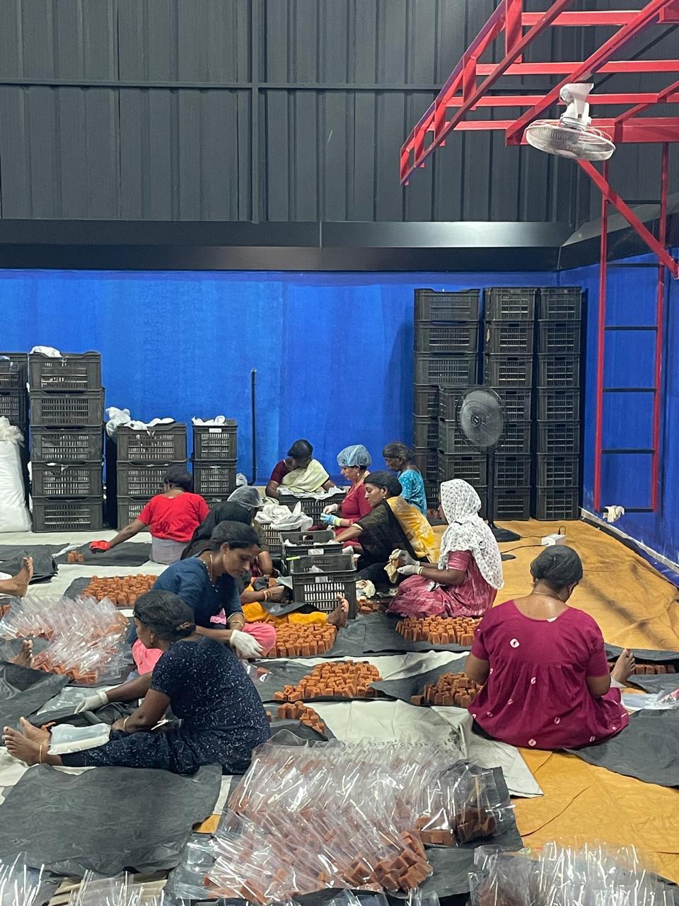 Hygienic sorting line for jaggery packaging