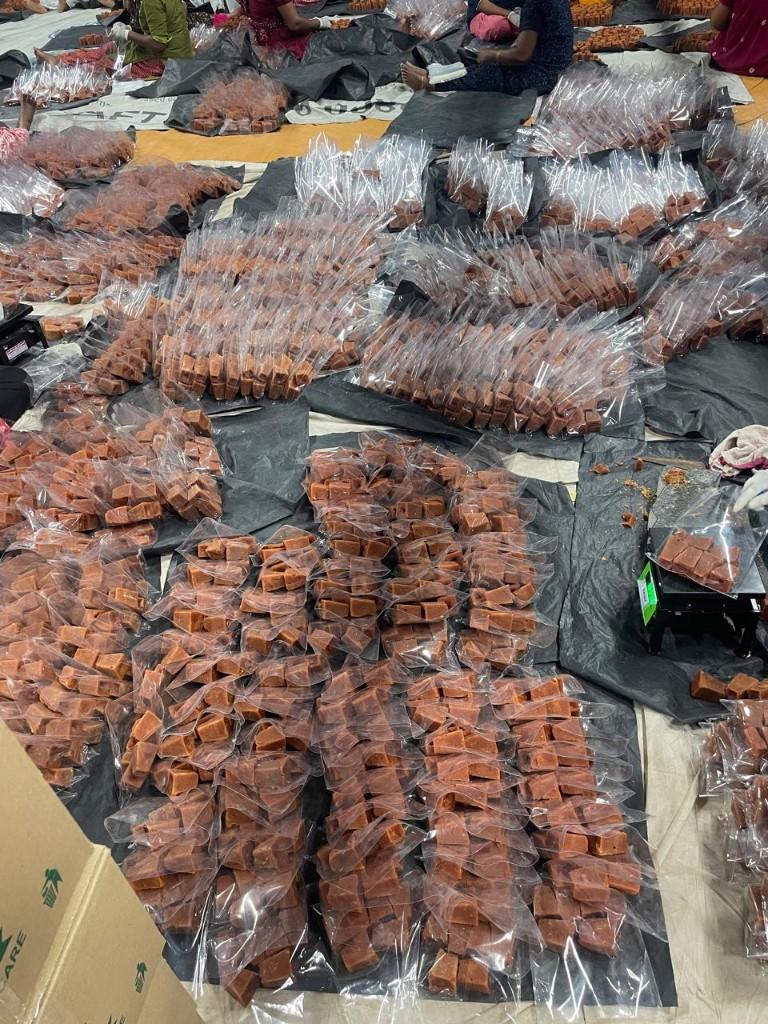 Rows of bagged portions ready for cartoning